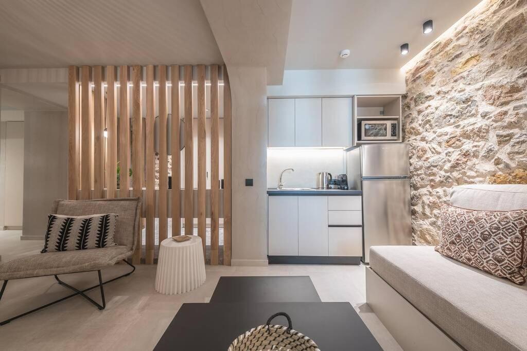 Apollonos 28 Luxury Apartment Athens