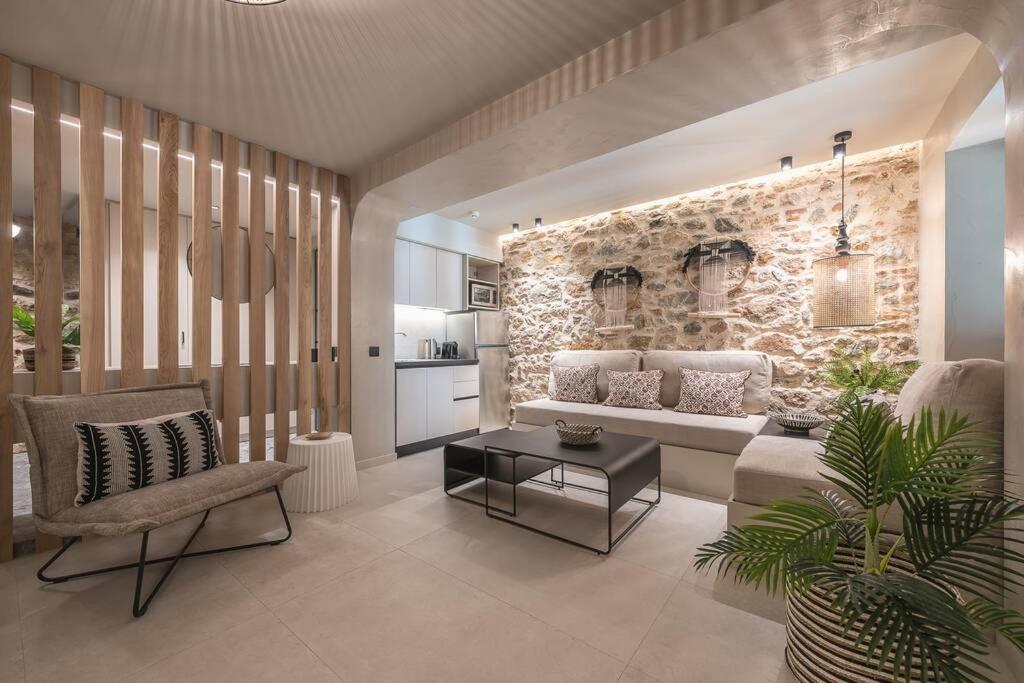 Apollonos 28 Luxury Apartment Athens