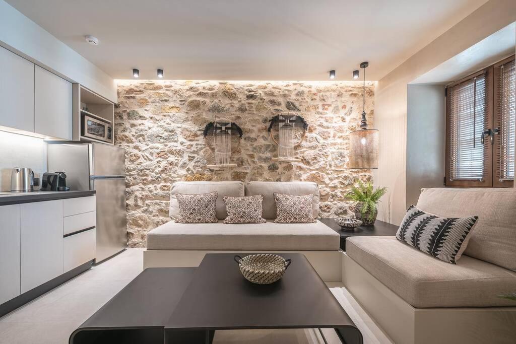 Apollonos 28 Luxury Athens
