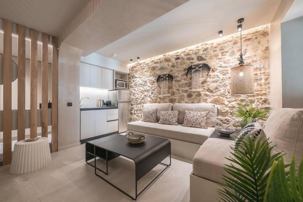Apollonos 28 Luxury Athens