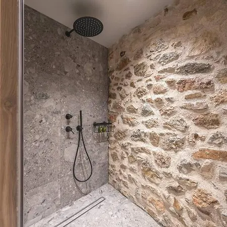 Apollonos 28 Luxury Suites Ateny Zewnętrze zdjęcie