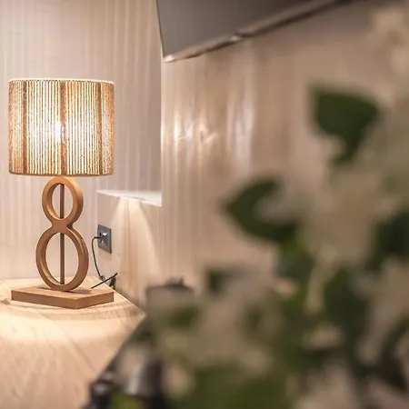 Apollonos 28 Luxury Suites Ateny Zewnętrze zdjęcie