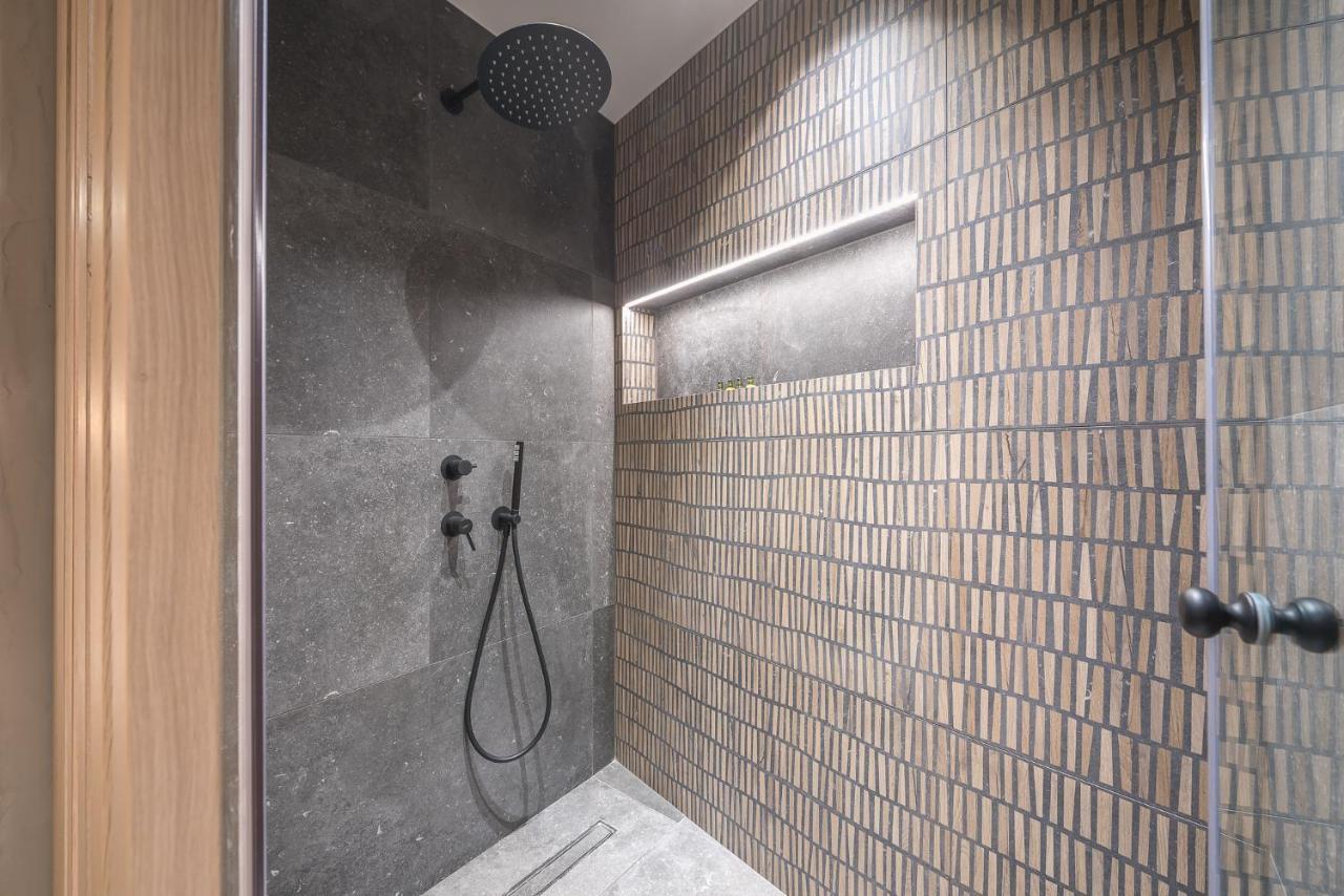 Apollonos 28 Luxury Atenas